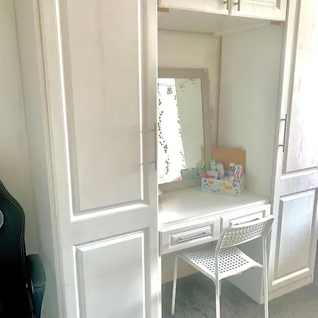 Large In Excellent Location Double Or Two Singles Habitación en casa particular Dublín